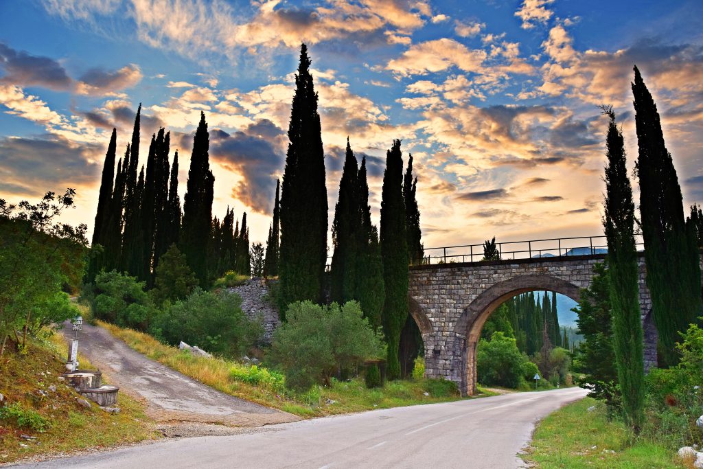 PLOČICE MOST_KARMEN DIKLIĆ ZOROVIĆ_TZOK