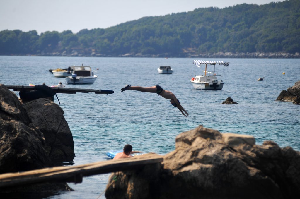 SKOK NA GLAVU_TOMISLAV BRANDT_TZOK