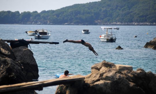 SKOK NA GLAVU_TOMISLAV BRANDT_TZOK